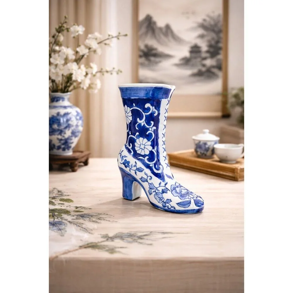 Vintage Victorian Chinese Porcelain Blue & White Floral Shoe Boot Vase 7